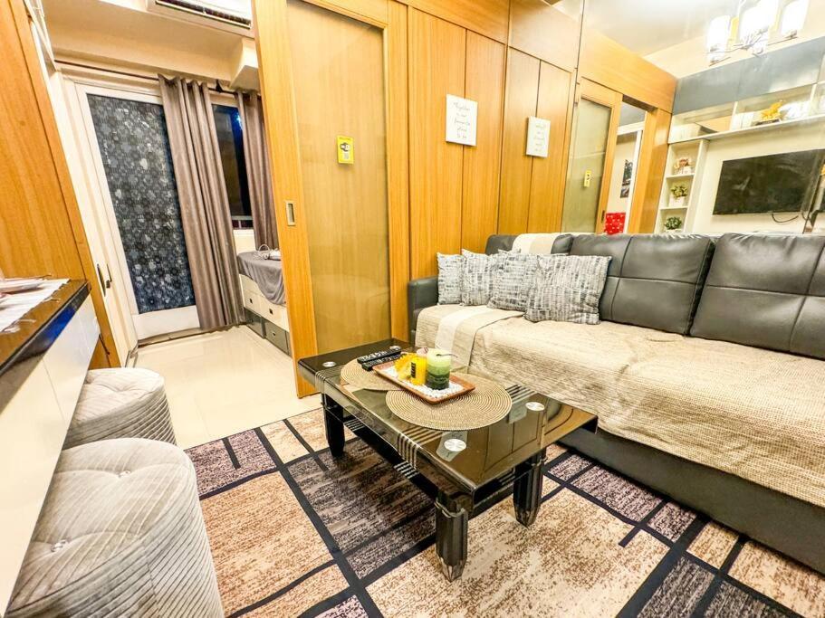 Apartment Pool View 1br 2-4 Guests, 5 Mins To Mall Of