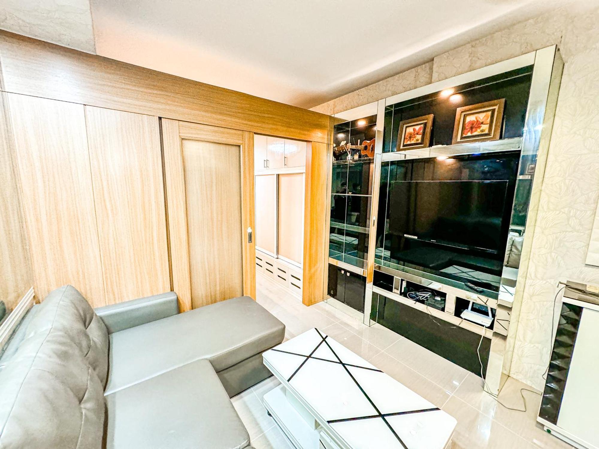 Pool View 1br 2-4 Guests, 5 Mins To Mall Of